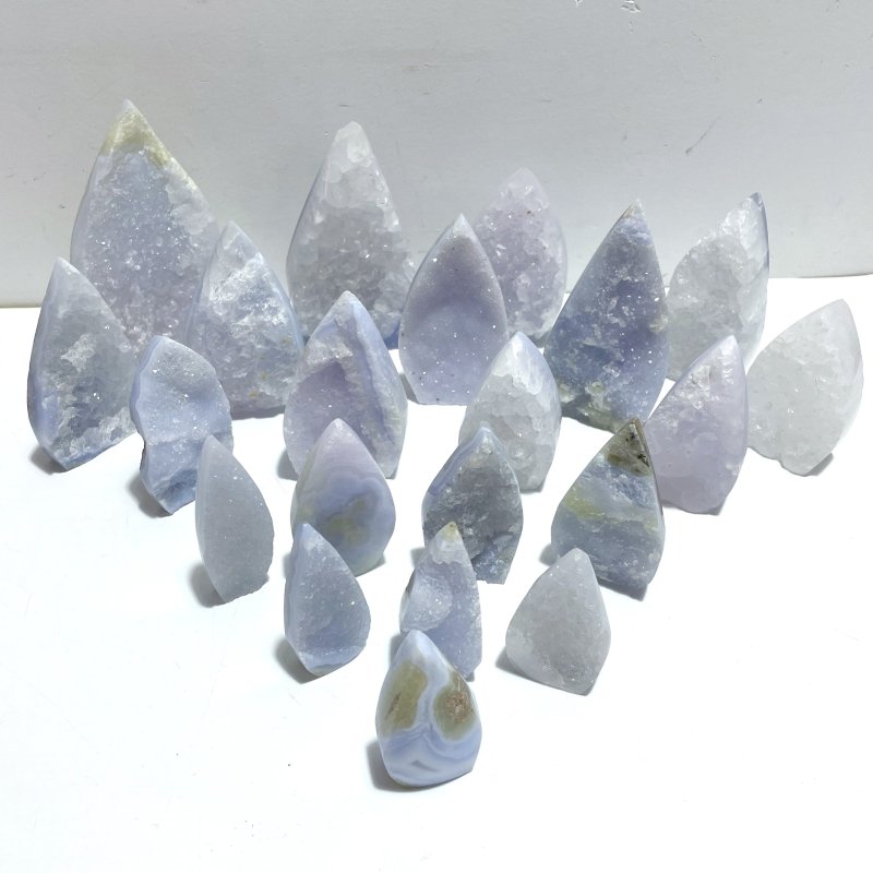 21 Pieces Blue Chalcedony Arrow Head Shape - Wholesale Crystals
