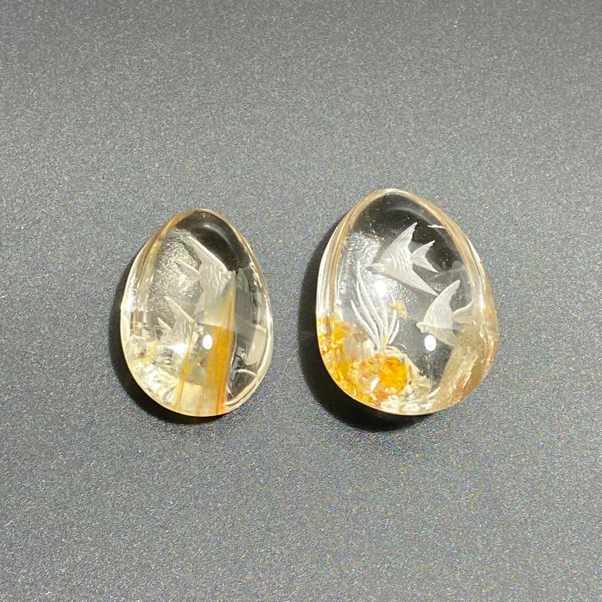 2 Pieces Fish Garden Quartz Inner Scene Carving