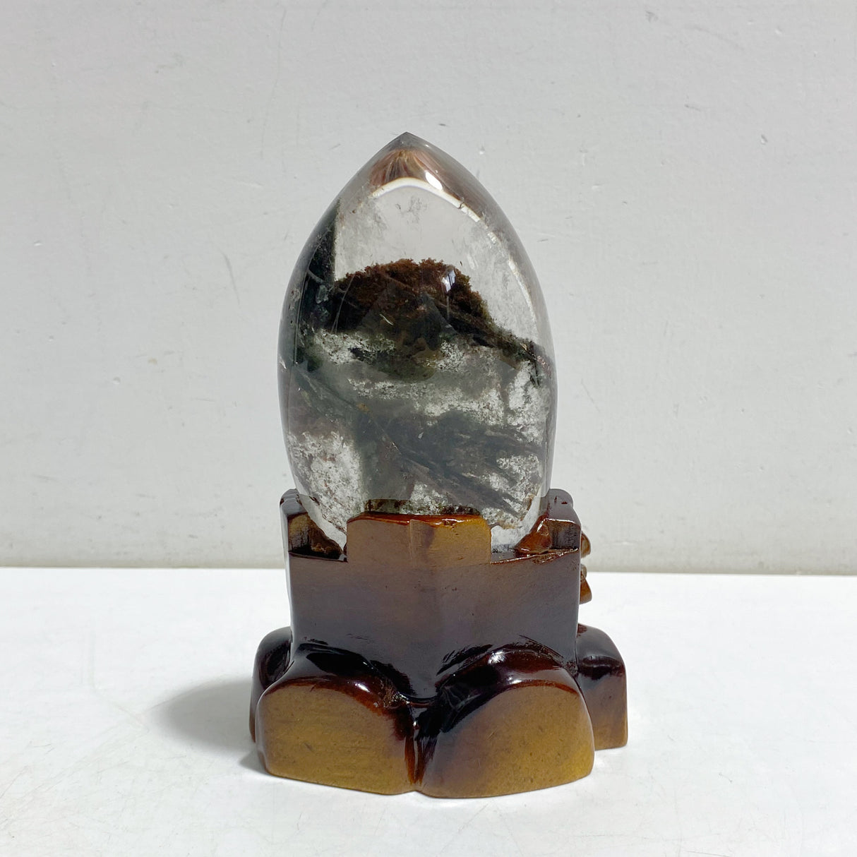Beautiful Garden Quartz With Stand Home Decor
