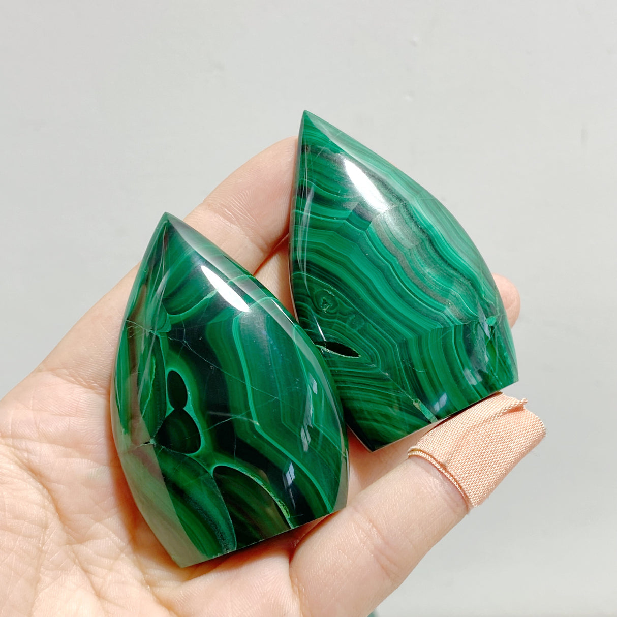 18 Pieces Beautiful Malachite Arrow Head Shape Home Decor