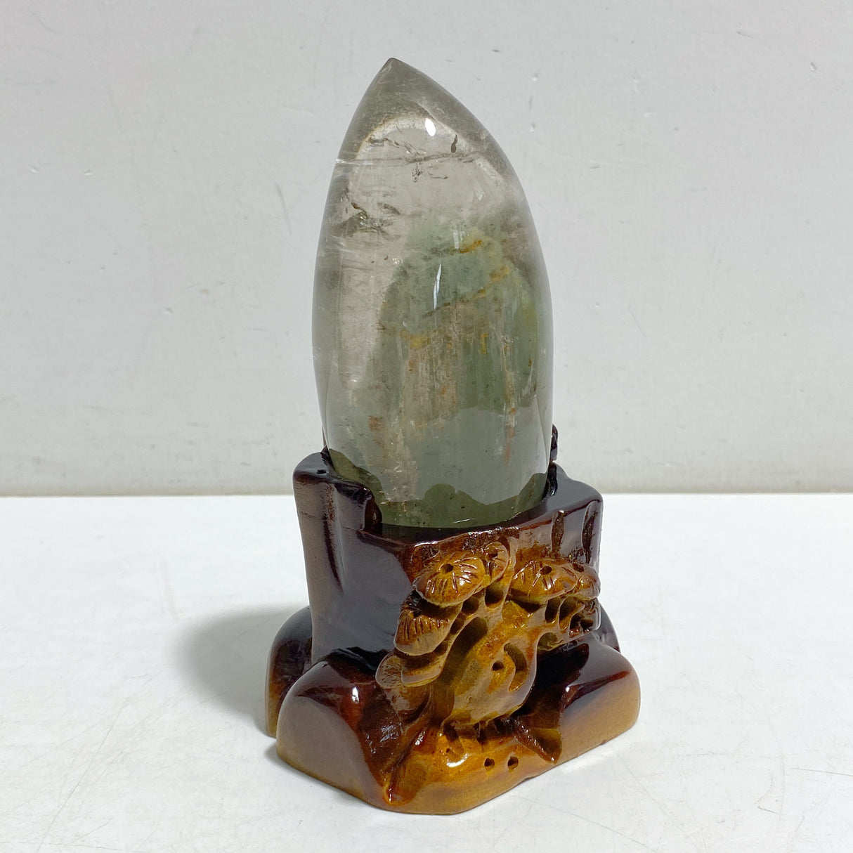Unique Garden Quartz With Stand