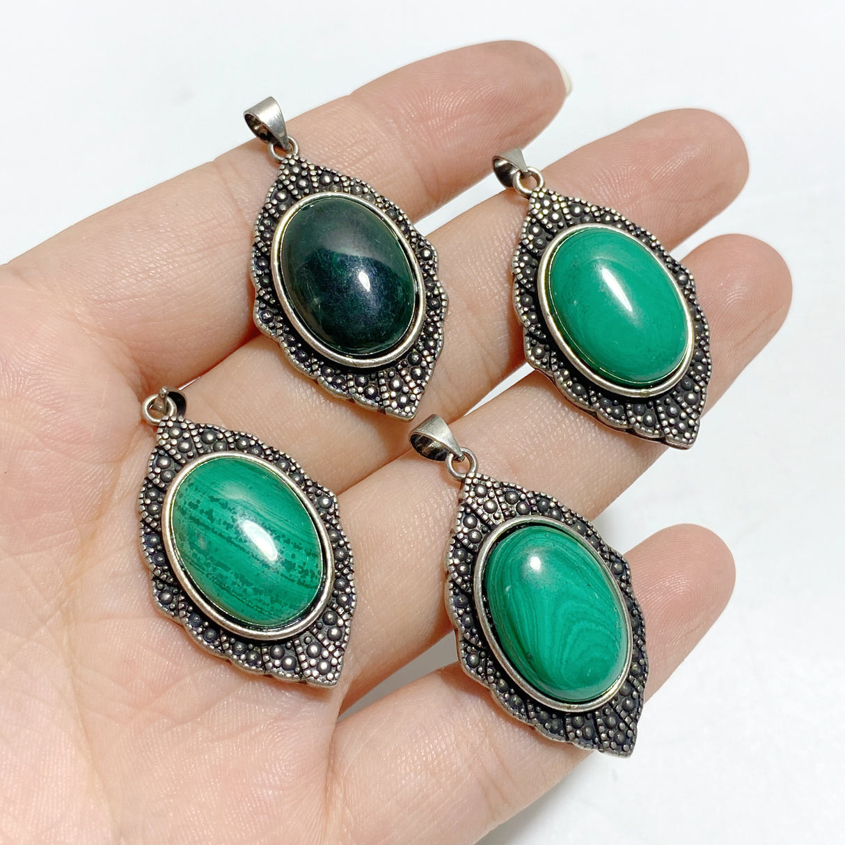 67 Pieces Beautiful Malachite Pendants