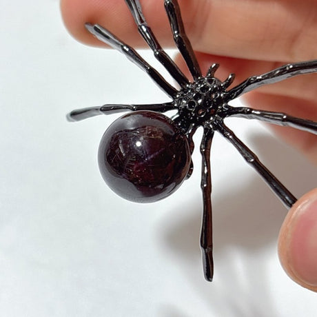 Six Star Line Garnet Crystal Sphere Spider Ornament Handmade Alloy Spider Wholesale -Wholesale Crystals