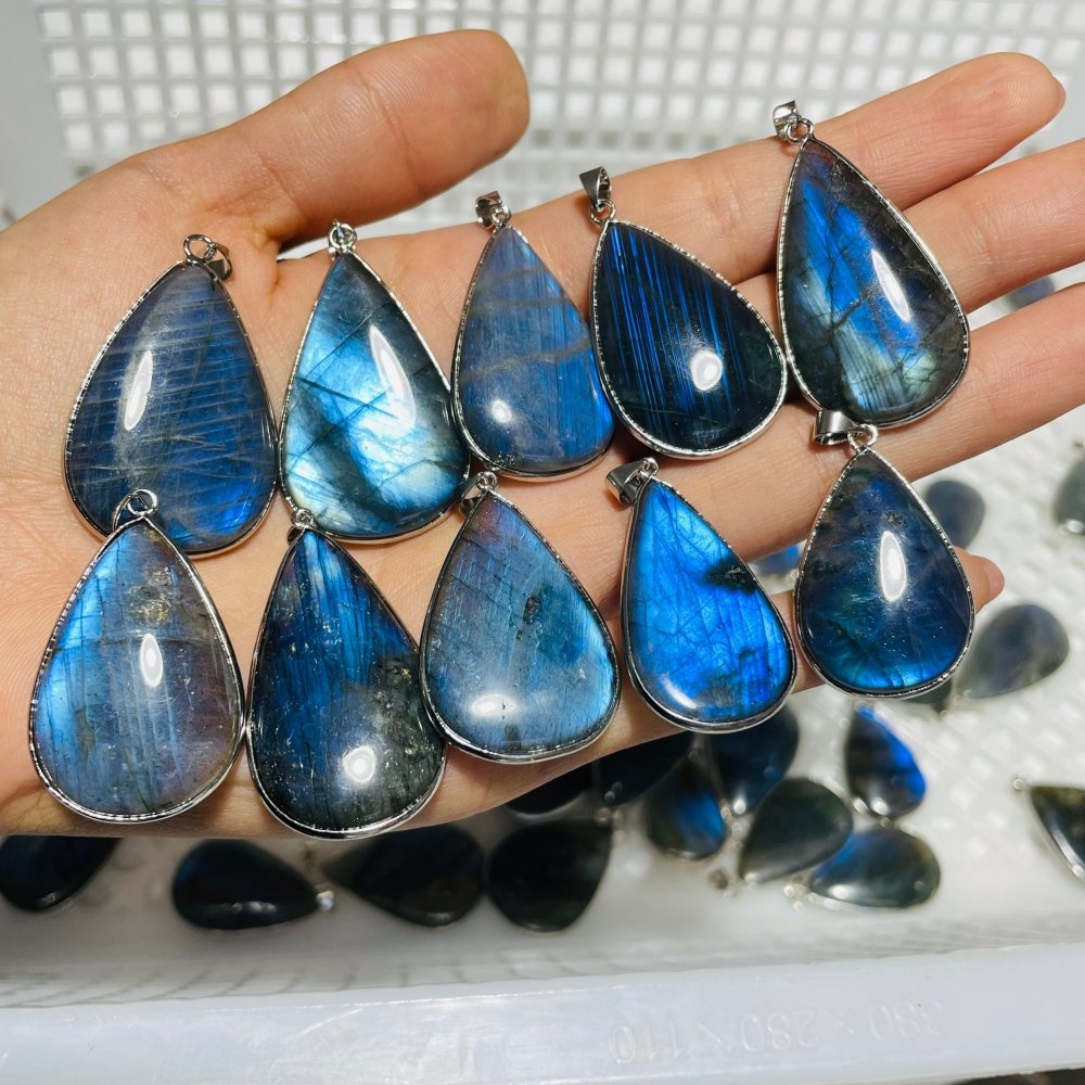 62 Pieces High Quality Labradorite Pendant Charm -Wholesale Crystals