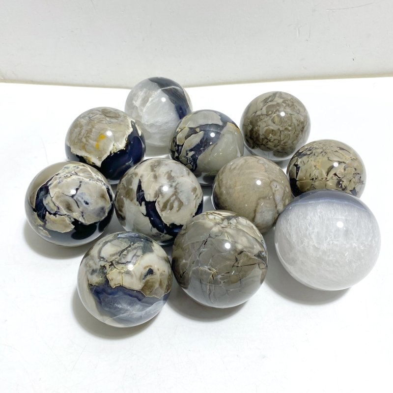 Wholesale Fluorescent Volcanic Agate | UV-Reactive Towers &amp