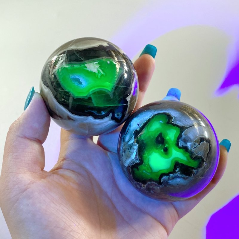 11 Pieces Volcano Agate Sphere(UV - Reactive) - Wholesale Crystals