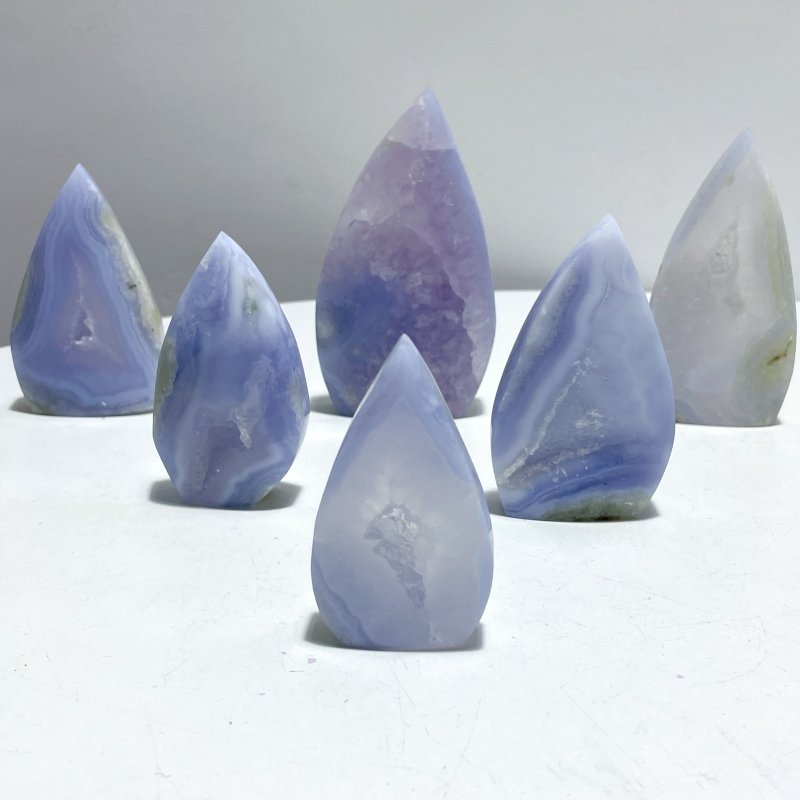 17 Pieces Beautiful Blue Chalcedony Arrow Head Shape - Wholesale Crystals