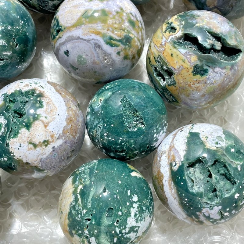 17 Pieces Beautiful Ocean Jasper Spheres - Wholesale Crystals