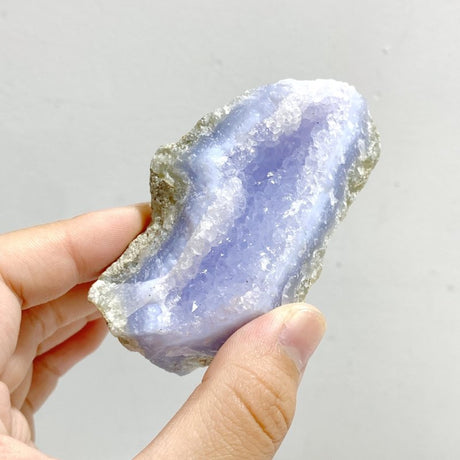 18 Pieces Geode Blue Chalcedony Druzy - Wholesale Crystals