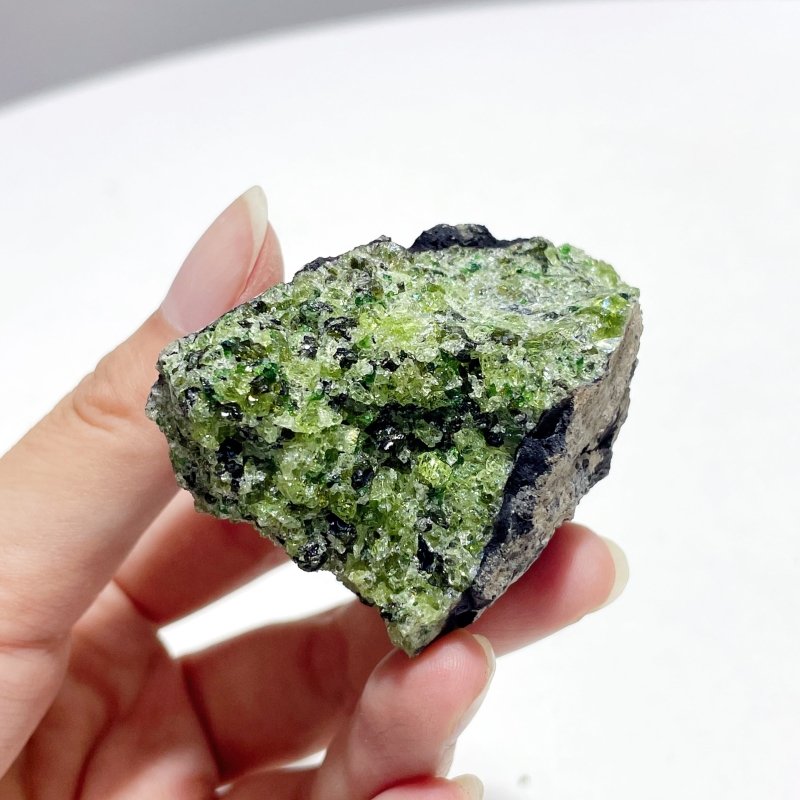 18 Pieces Peridot Raw Stone Specimen - Wholesale Crystals