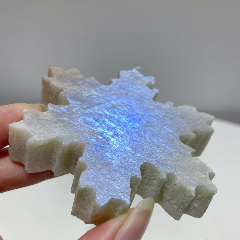 19 Pieces Moonstone Snowflake Closeout (Defect) - Wholesale Crystals