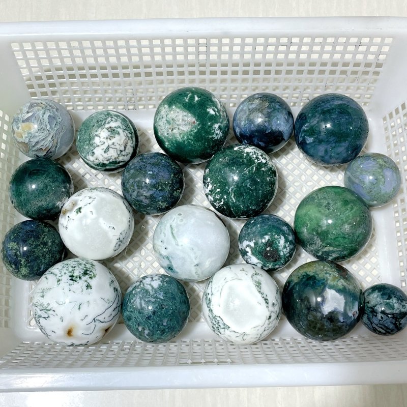 19 Pieces Moss Agate Spheres Clearance - Wholesale Crystals