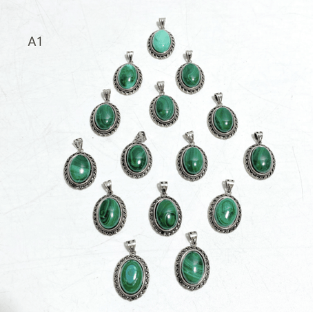2 Types Beautiful Malachite Pendants Wholesale - Wholesale Crystals