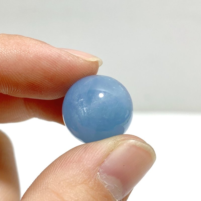 21 Pieces High Quality Aquamarine Spheres - Wholesale Crystals