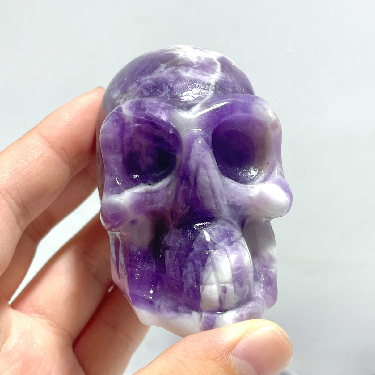 11 Pieces Chevron Amethyst Skull Carving