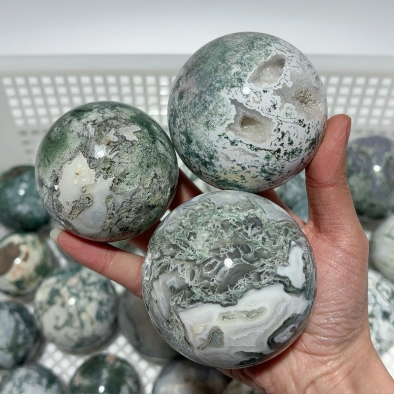 24 Pieces Moss Agate Spheres Ball Closeout -Wholesale Crystals