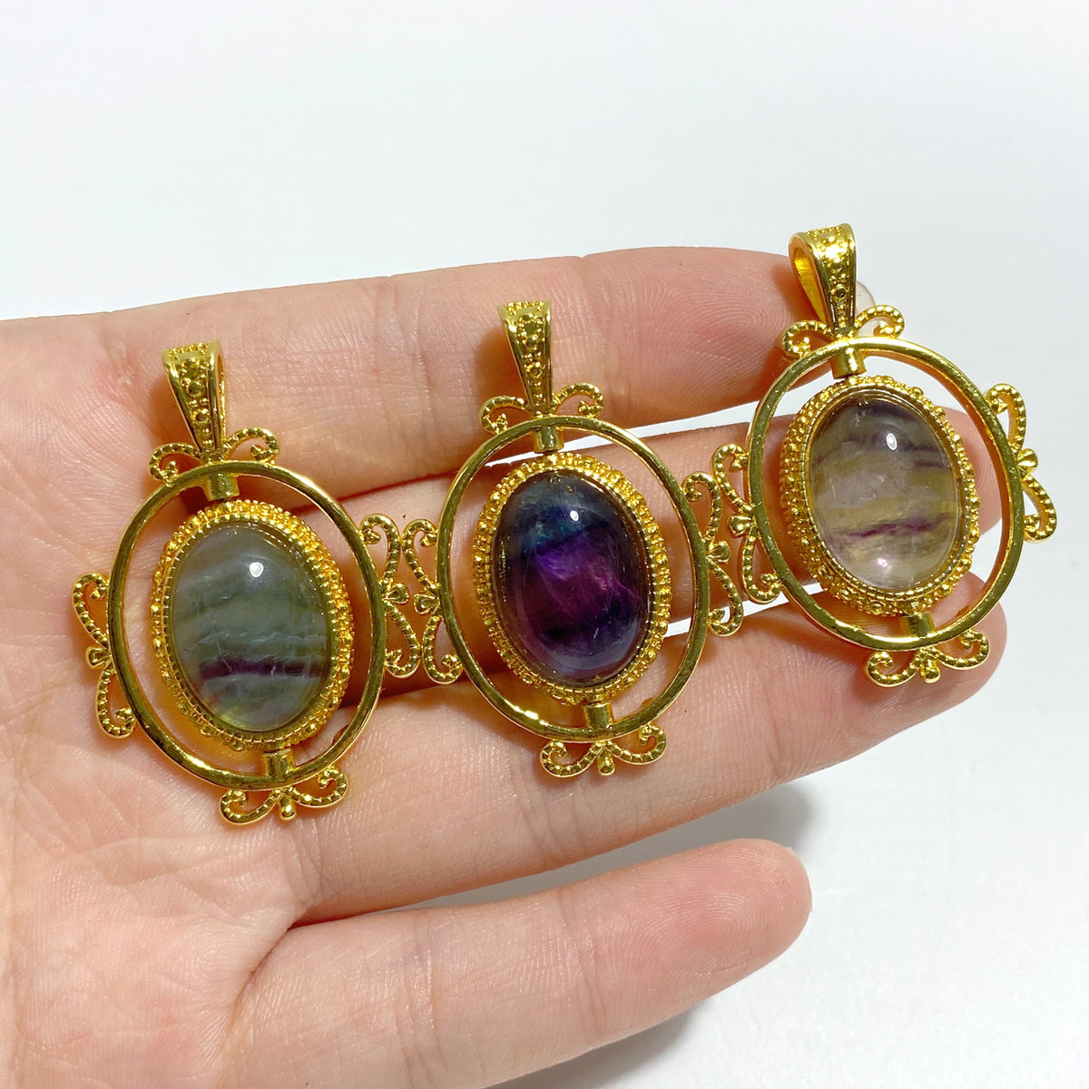 8 Types Rotatable Crystal Pendants Wholesale