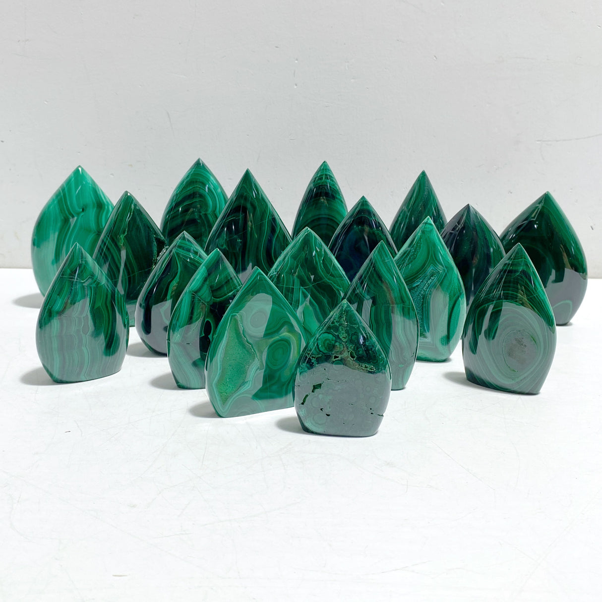 18 Pieces Beautiful Malachite Arrow Head Shape Home Decor