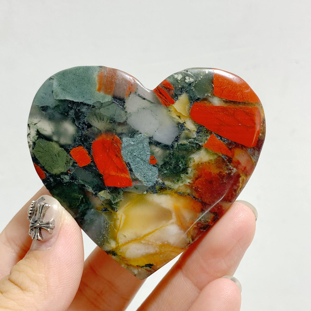 Unique Africa Blood Stone Heart Wing Carving With Stand