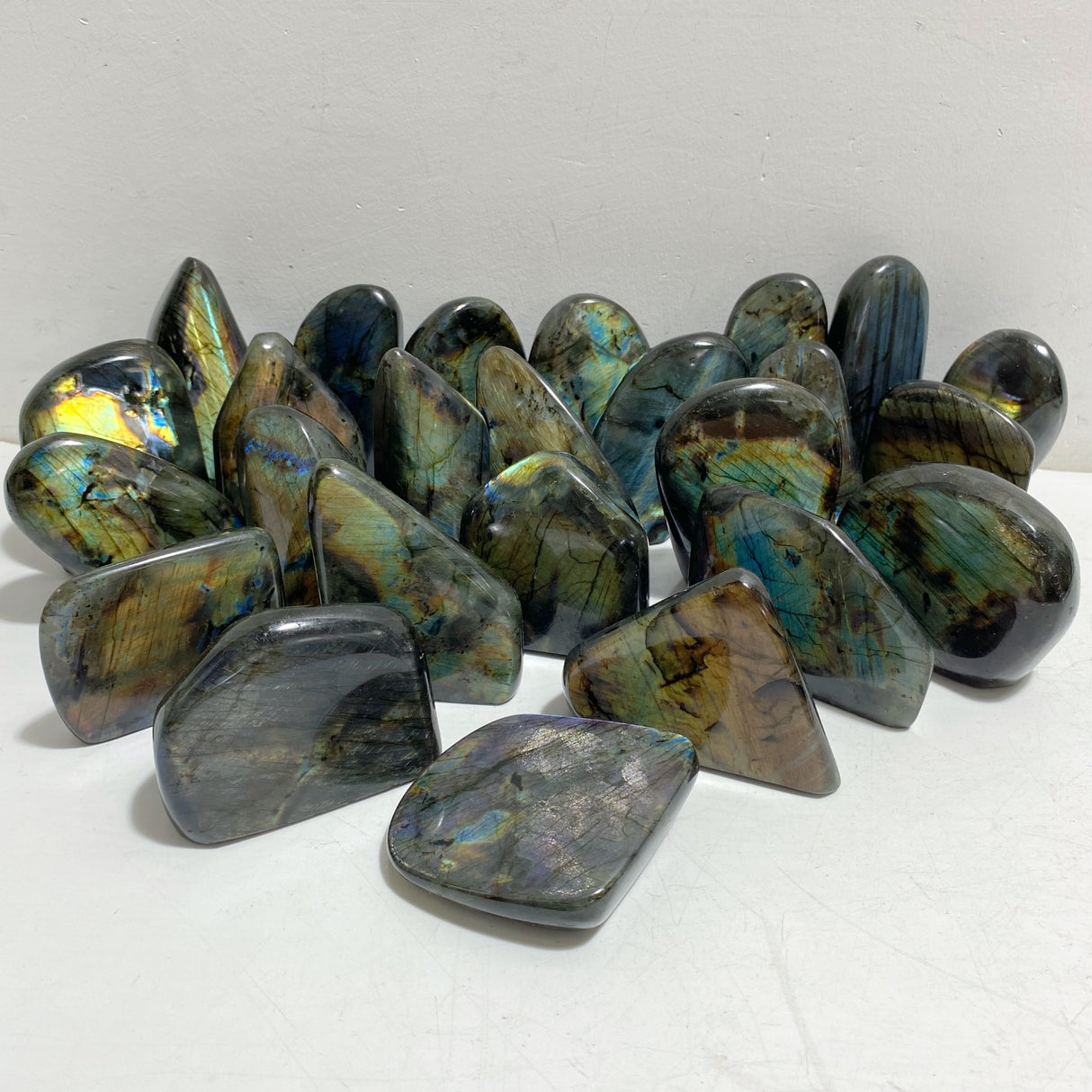 25 Pieces Beautiful Polished Labradorite Free Form