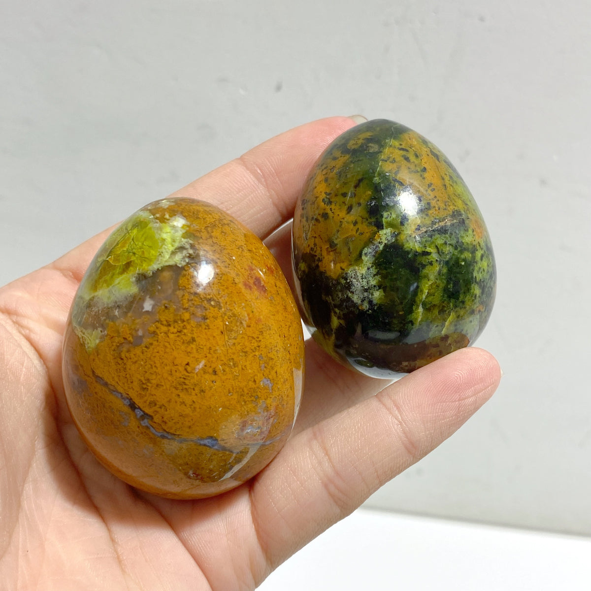 23 Pieces Green Opal Eggs (Defect)