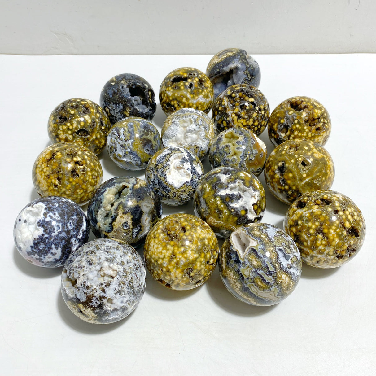 19 Pieces Geode Druzy 8th Vein Ocean Jasper Spheres