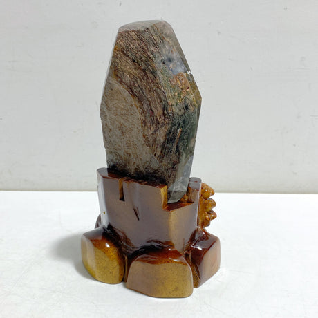 Beautiful Garden Quartz With Stand