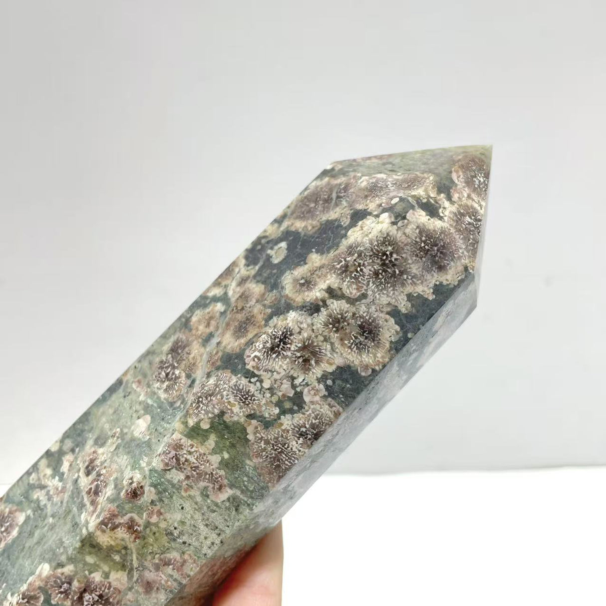 7 Pieces Green Sakura Flower Agate Point