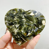 12 Pieces Green Mica Mixed Quartz Heart