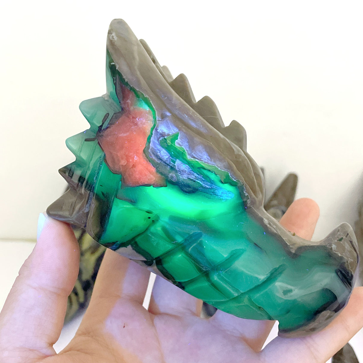 10 Pieces Volcanic Agate Dragon Head Carving Closeout(UV-Reactive)