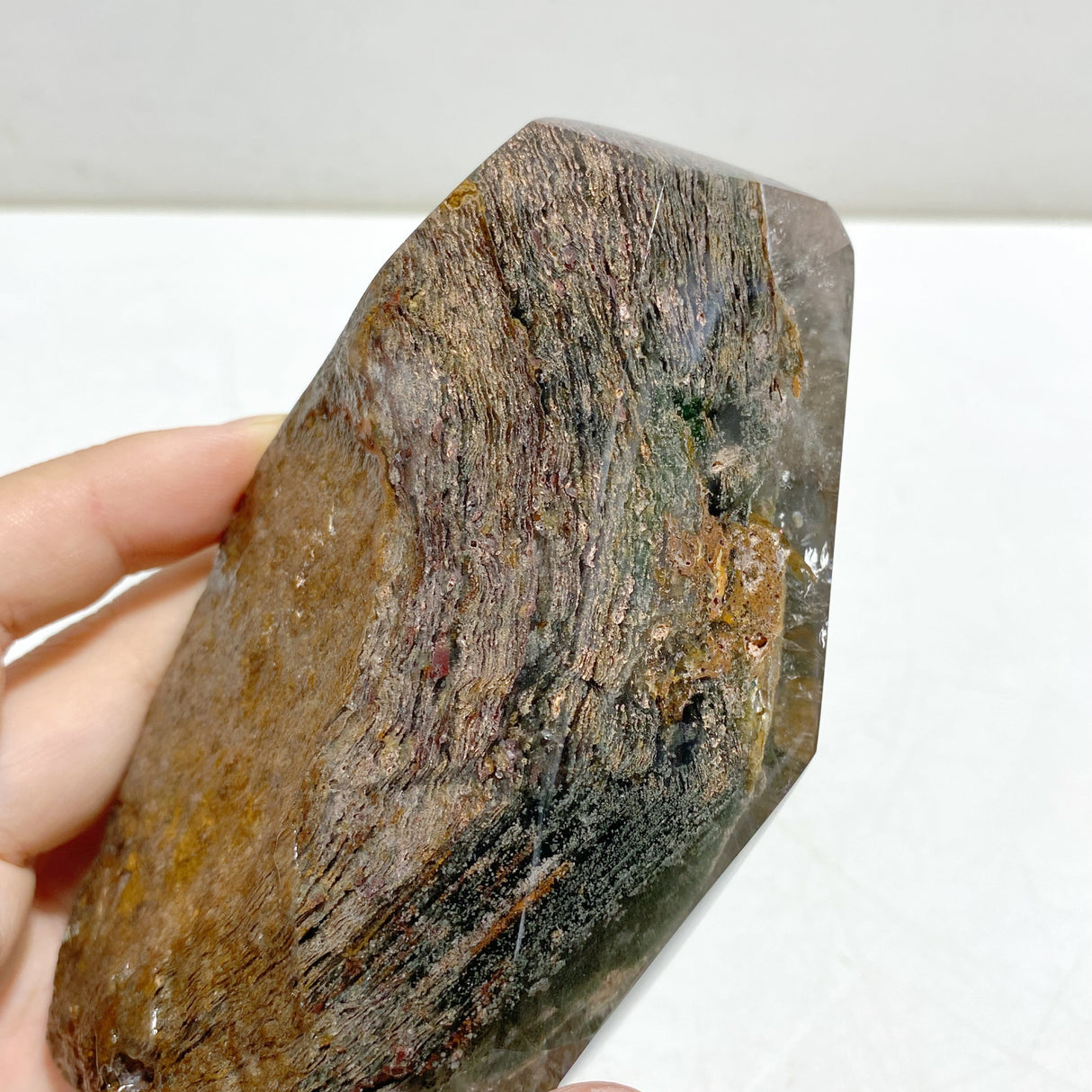 Beautiful Garden Quartz With Stand