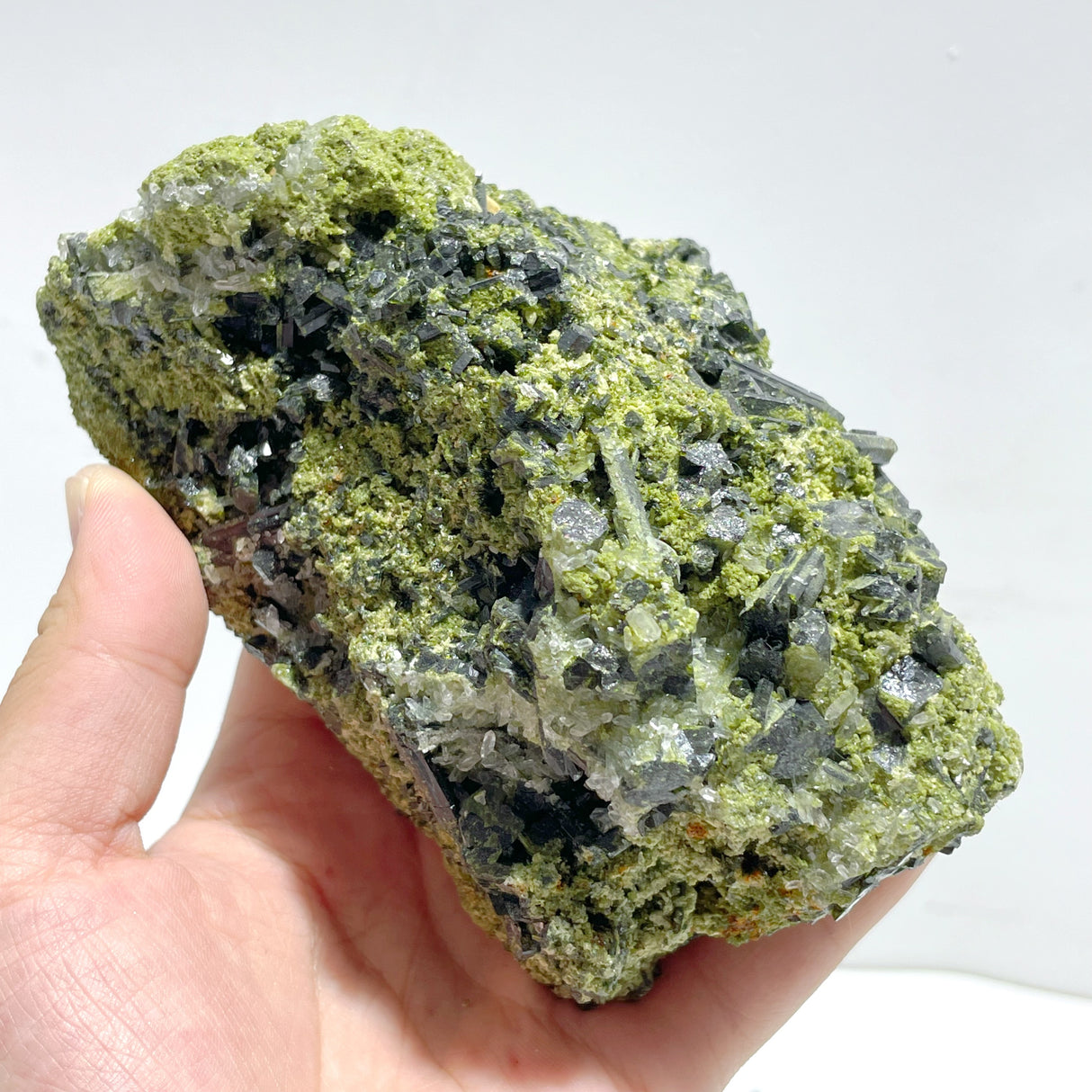 7 Pieces 2.13kg Beautiful Green Tourmaline Specimen For Collection