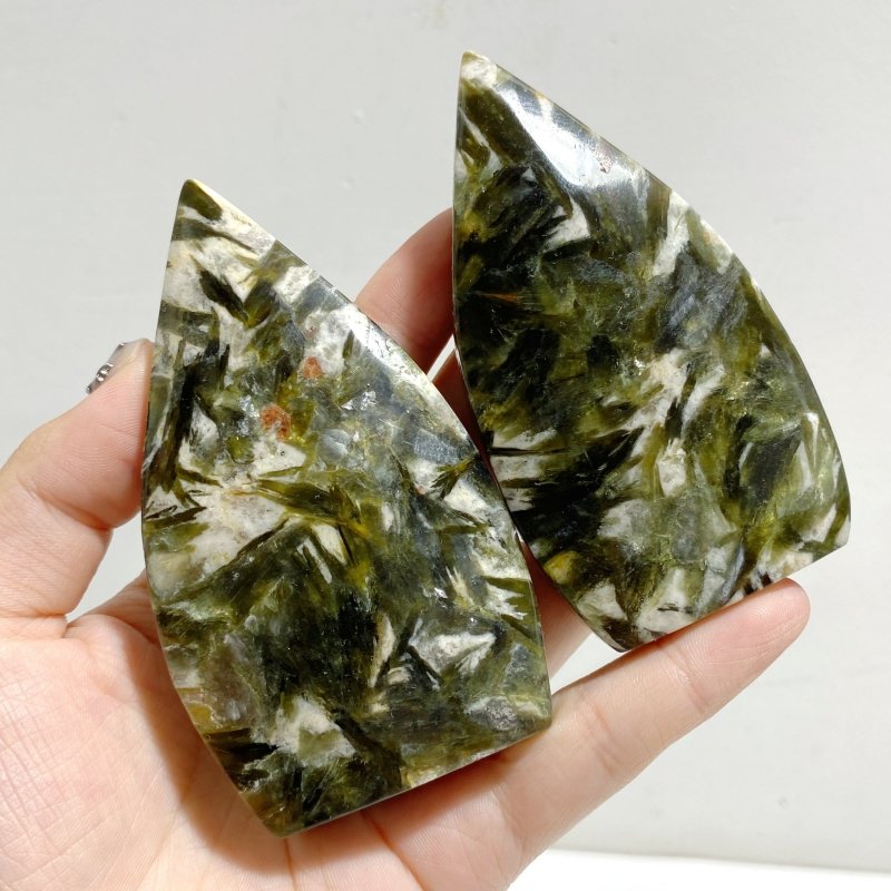 Green Mica Mixed Quartz Arrow Head Shape Wholesale -Wholesale Crystals