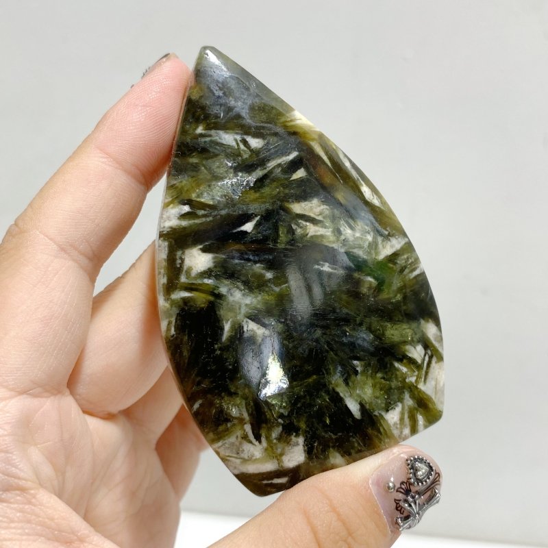 Green Mica Mixed Quartz Arrow Head Shape Wholesale -Wholesale Crystals