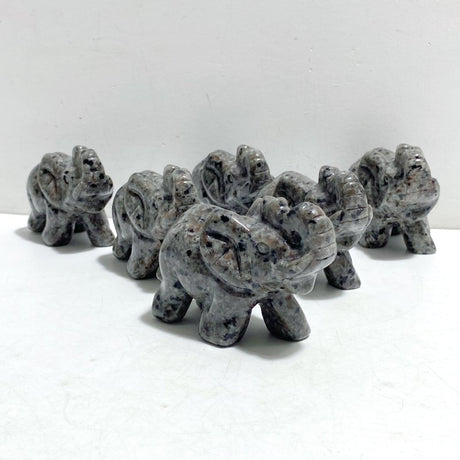 Yooperlite Elephant Carving Wholesale (UV - Reactive) - Wholesale Crystals