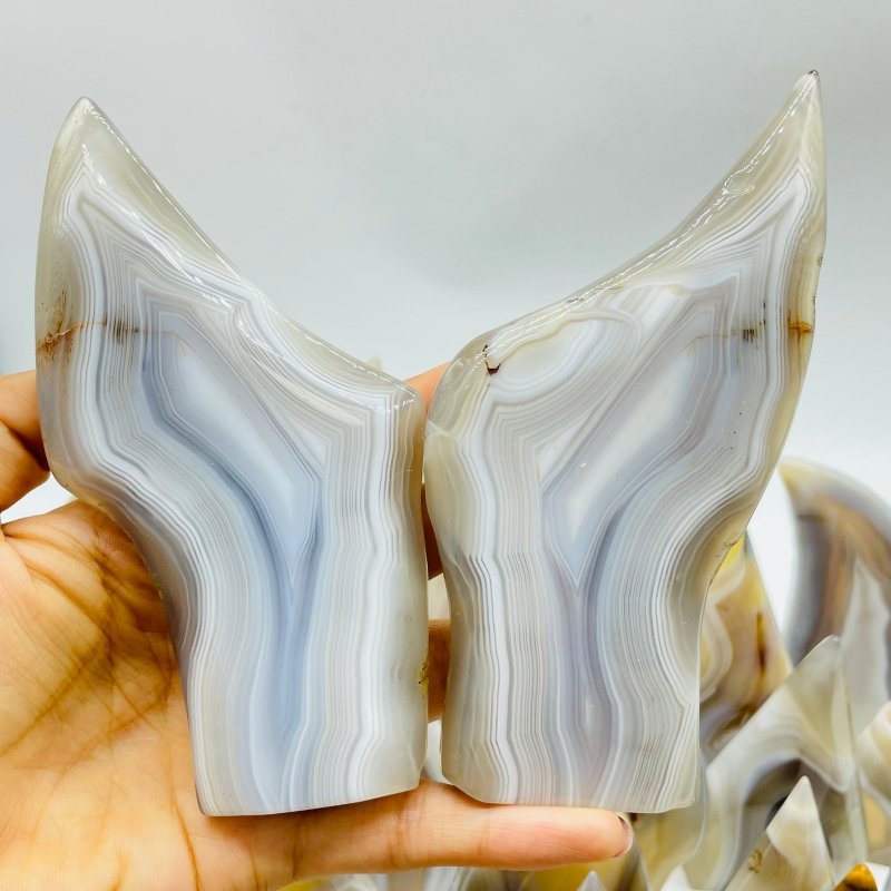 42 Pieces White Stripe Agate Arrow Head Shape Carving -Wholesale Crystals