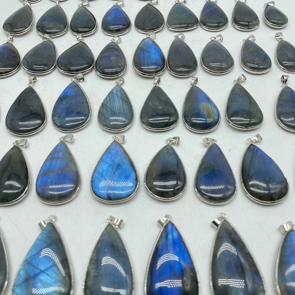 62 Pieces High Quality Labradorite Pendant Charm -Wholesale Crystals